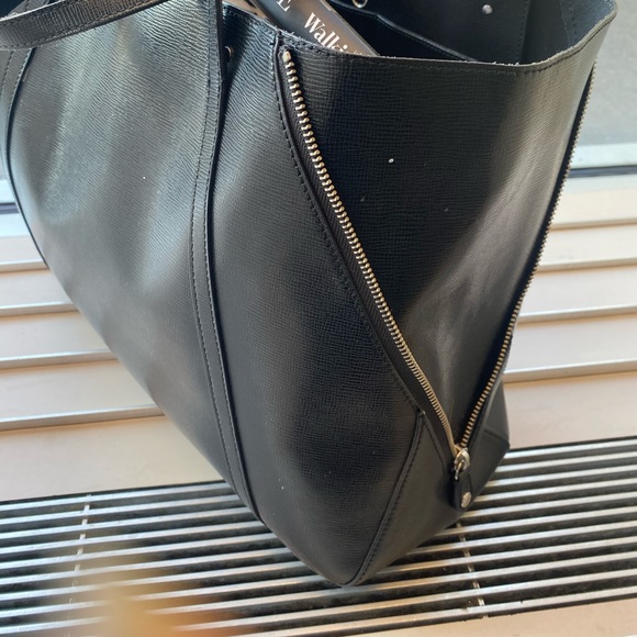 L.K.BENNETT SAFFIANO LEATHER EDGY CLASSI.C Frm LONDON Tote LUX GORG - Picture 9 of 15